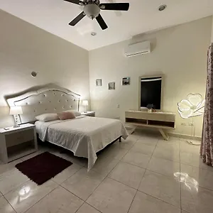  Bed & Breakfast Casa Sasha's Mini Palace Mexico